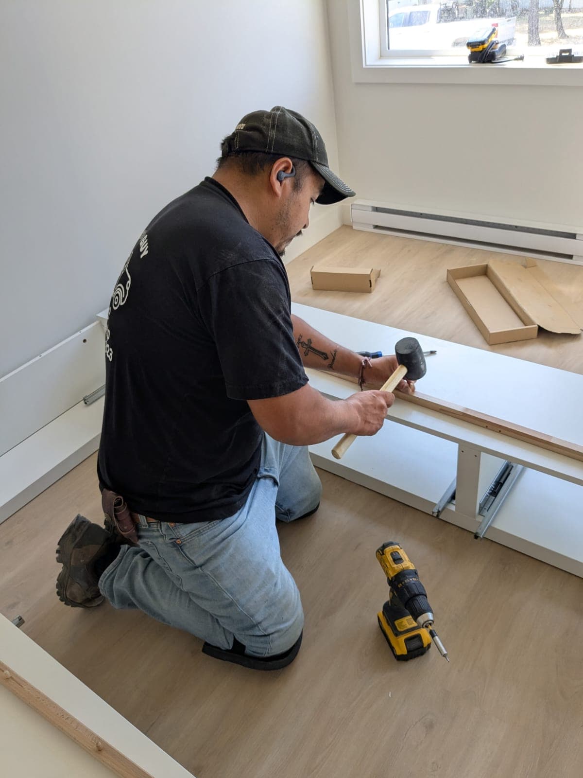 Furniture assembly service